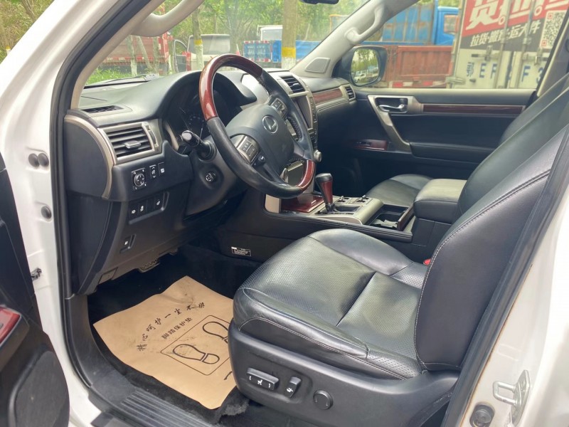 武汉13年雷克萨斯GX5