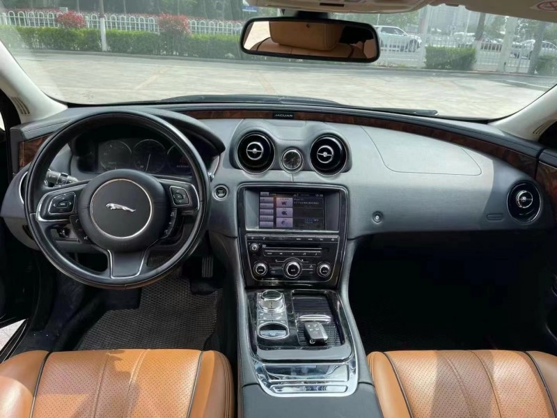 濟南14年捷豹XJ6