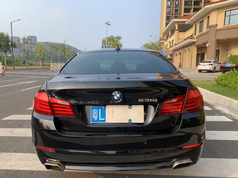 广州13年宝马5系9