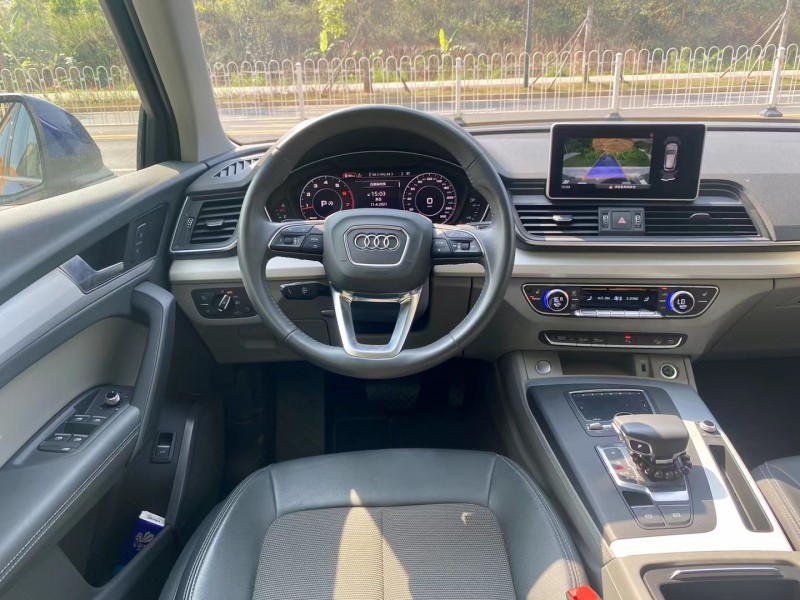 广州19年奥迪Q57