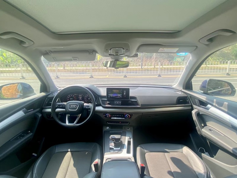 广州19年奥迪Q58