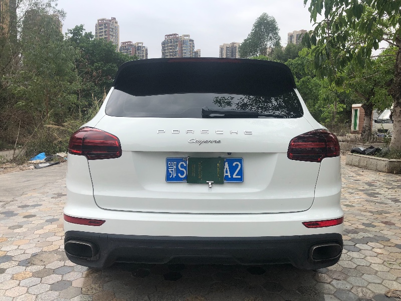 深圳17年保时捷卡宴3