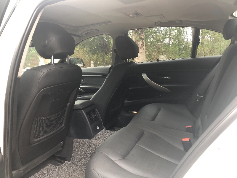 深圳14年宝马3系1