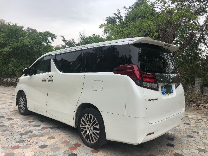 深圳16年丰田埃尔法7