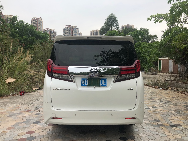 深圳16年丰田埃尔法6