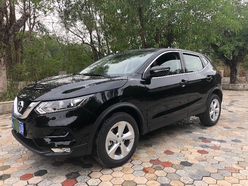 深圳20年日产逍客3