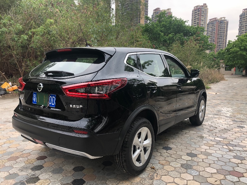 深圳20年日产逍客8