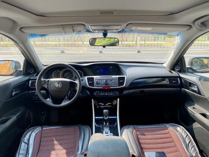 广州18年本田雅阁7