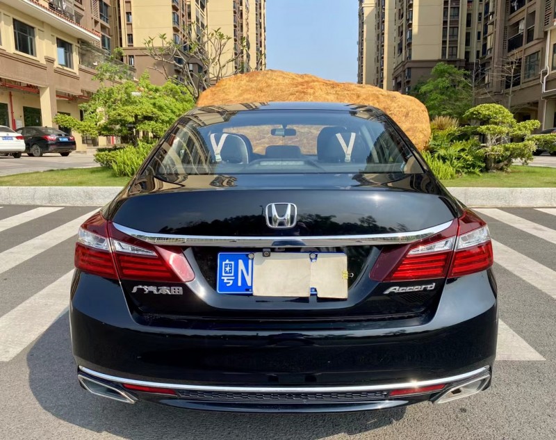 广州18年本田雅阁9