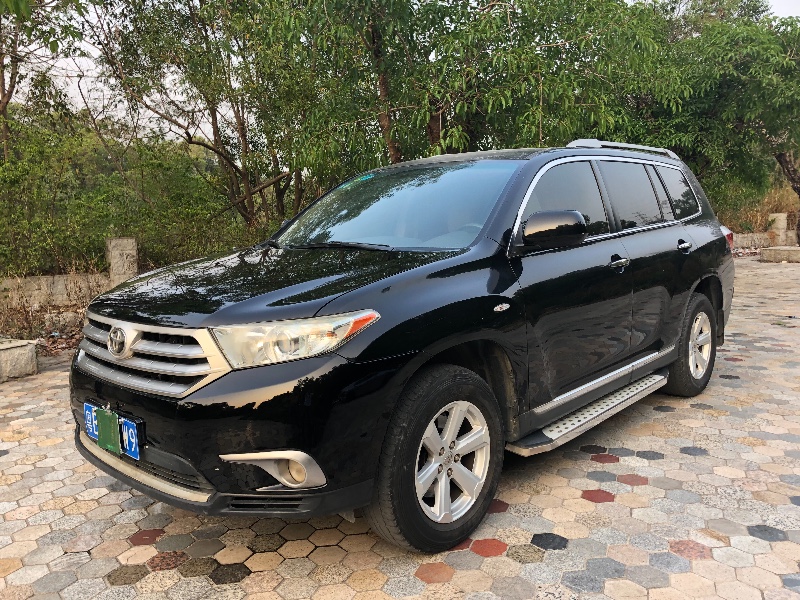 深圳13年丰田汉兰达3