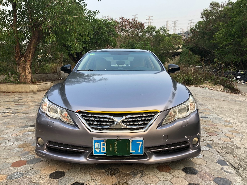 深圳13年丰田锐志4