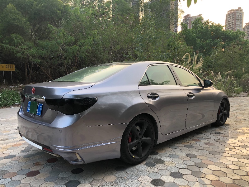 深圳13年丰田锐志7