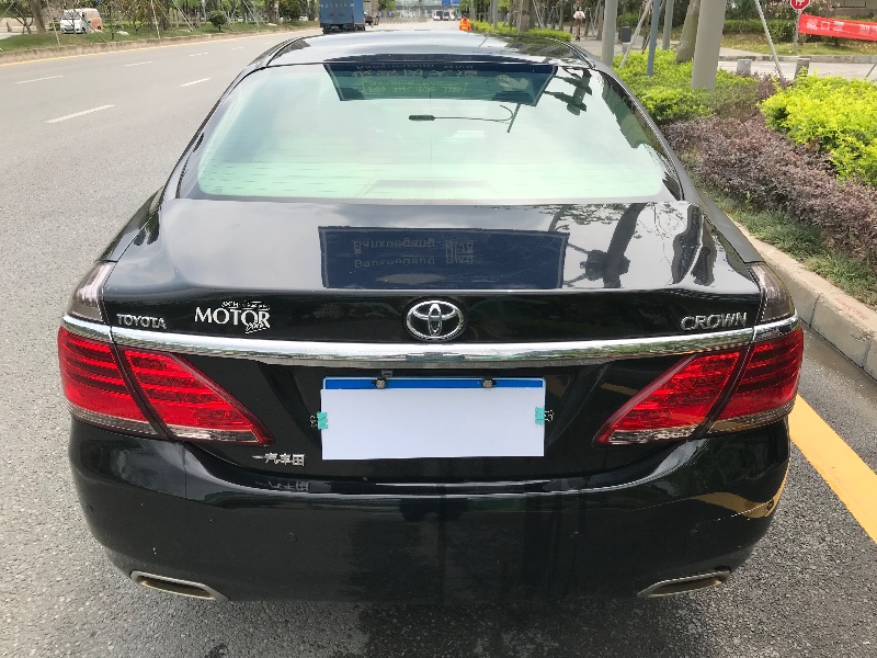 深圳13年丰田皇冠7