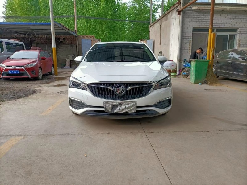 保定19年别克威朗1