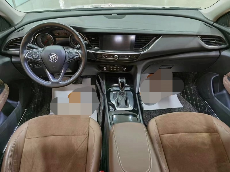 武汉19年别克君威1