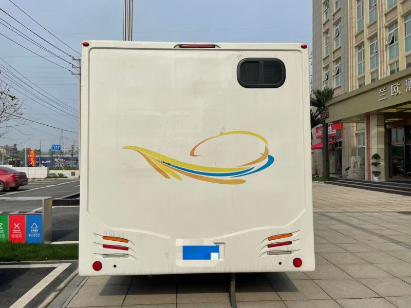 邢台19年依维柯房车9