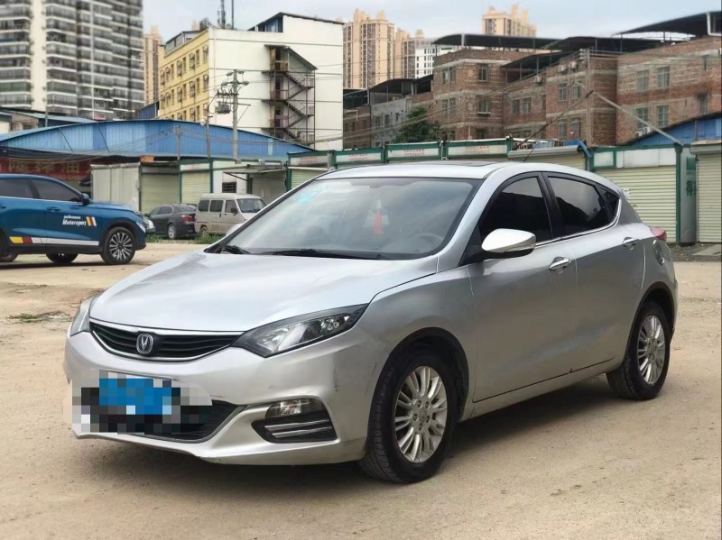 南寧14年長安汽車逸動8