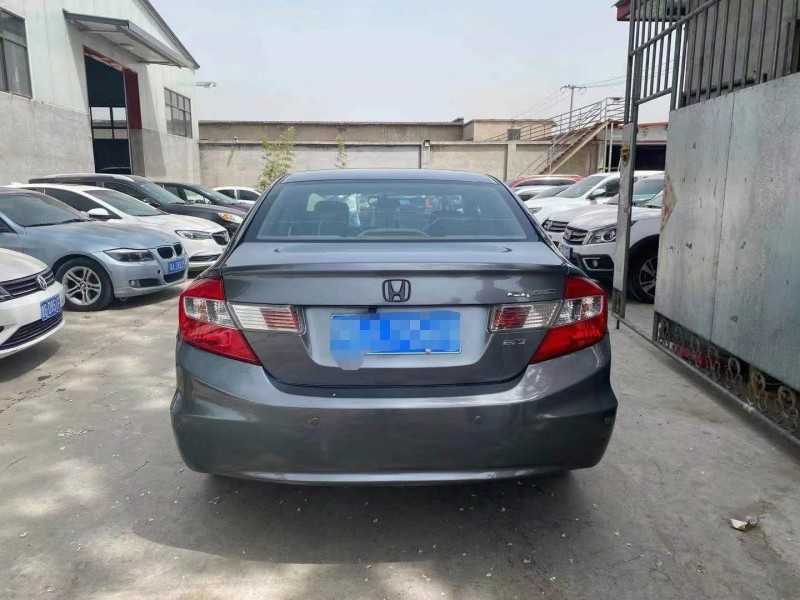 保定11年本田思域8