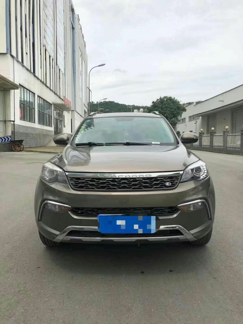 成都19年獵豹汽車CS101