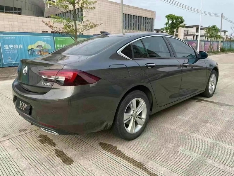 广州19年别克君威8