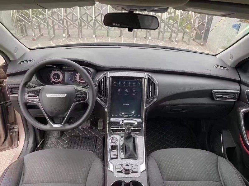 重慶19年獵豹汽車CS92
