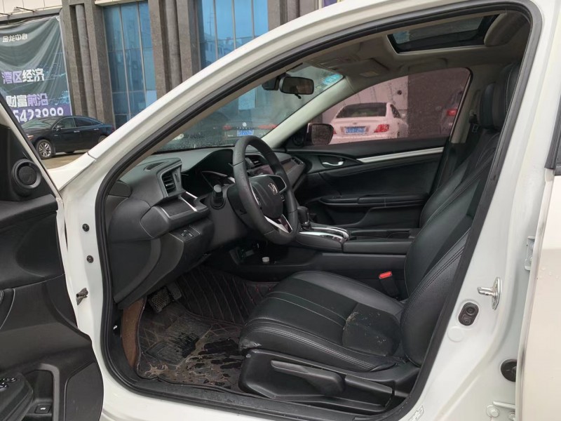 东莞16年本田思域8