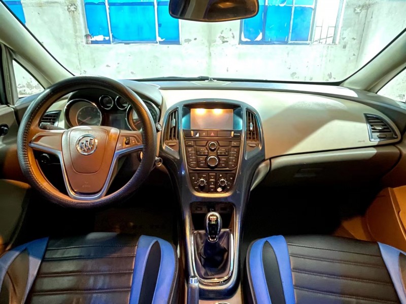 临沂14年别克英朗GT4