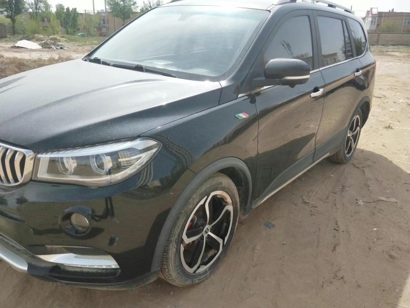 西安19年SWM斯威汽車X73