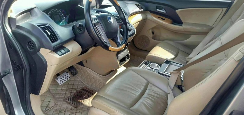 保定12年本田奥德赛8