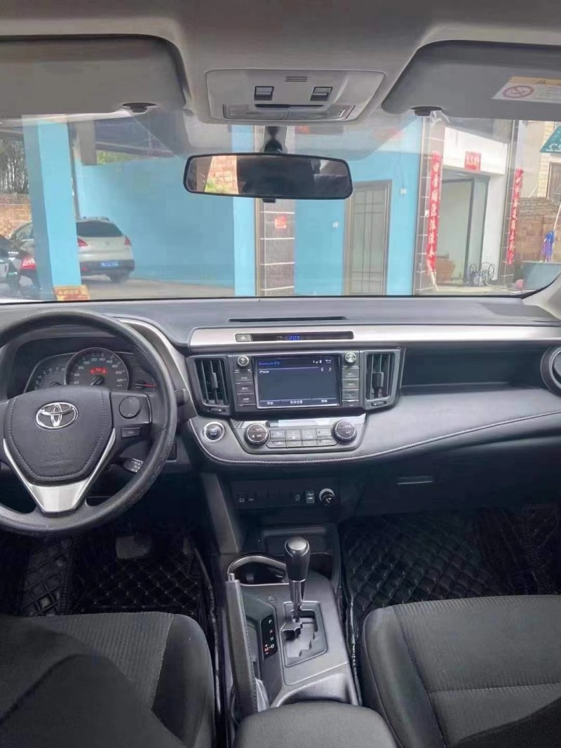 長沙16年豐田RAV4榮放4