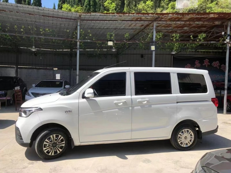 貴陽18年長安汽車歐諾2