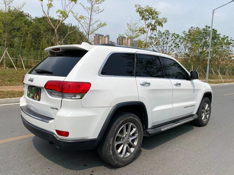 東莞16年Jeep大切諾基5