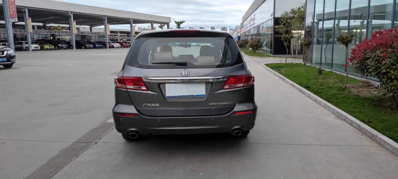 成都11年本田奥德赛9