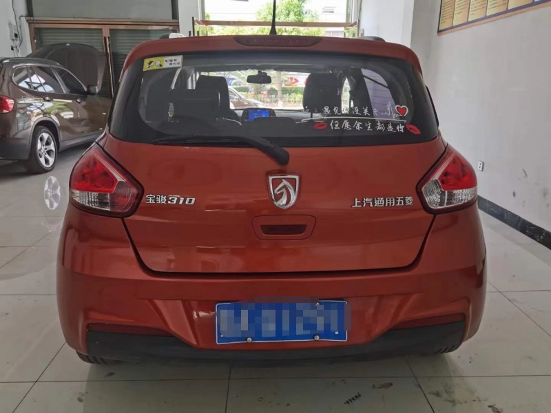昆明16年寶駿3104