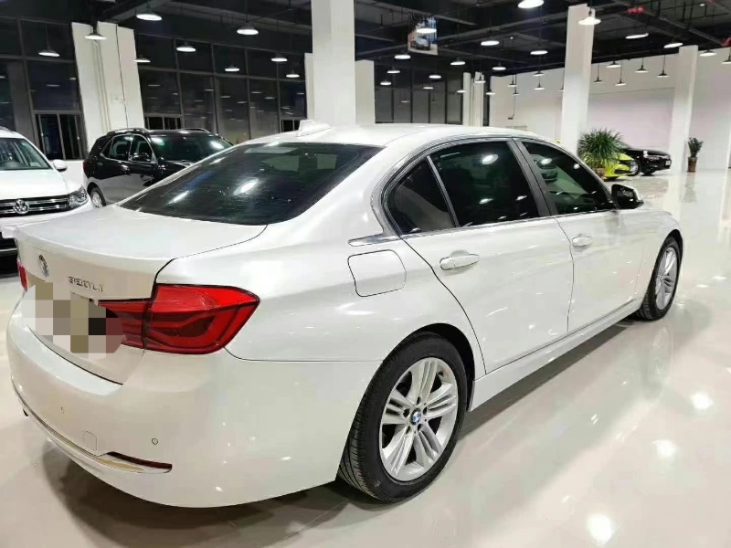 佛山17年宝马3系1