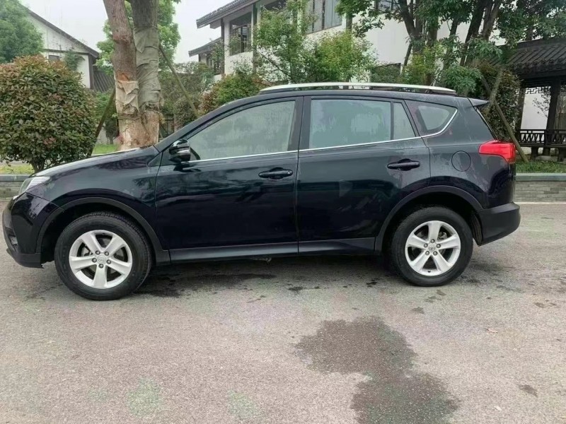 永州14年豐田RAV4榮放7