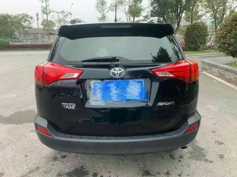 永州14年豐田RAV4榮放9