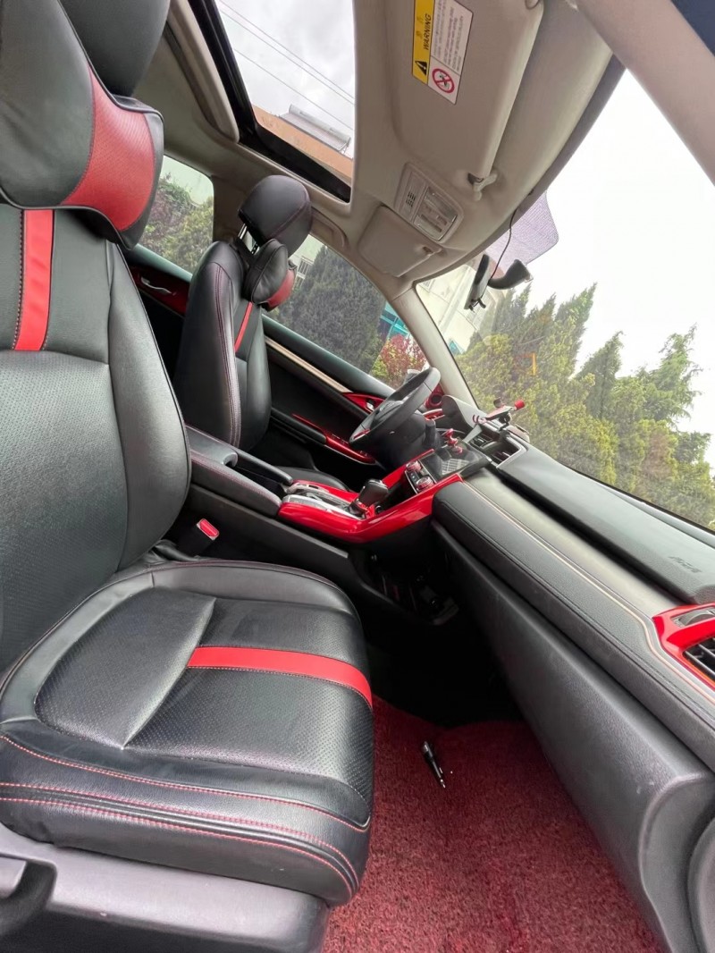 烟台17年本田思域5