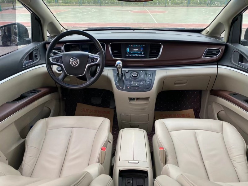 徐州19年别克GL82