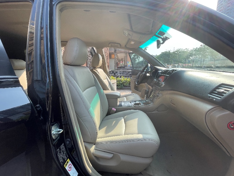 佛山11年丰田汉兰达4