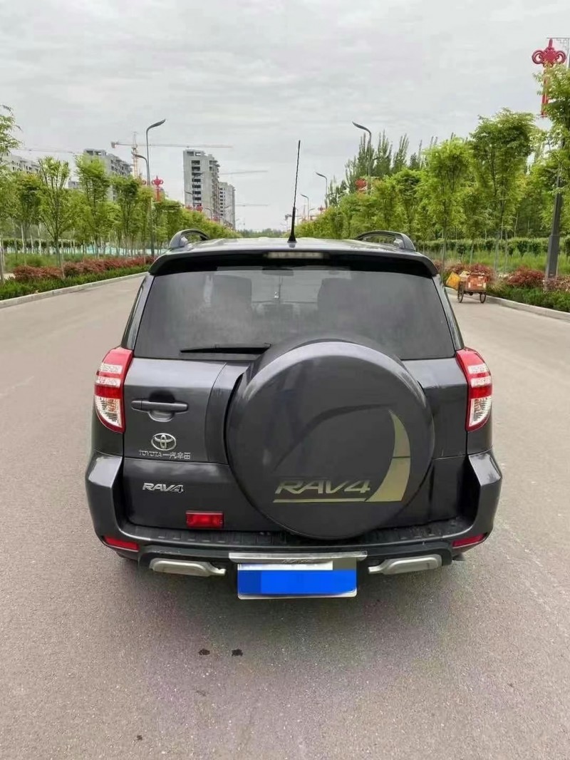 烟台12年丰田RAV43