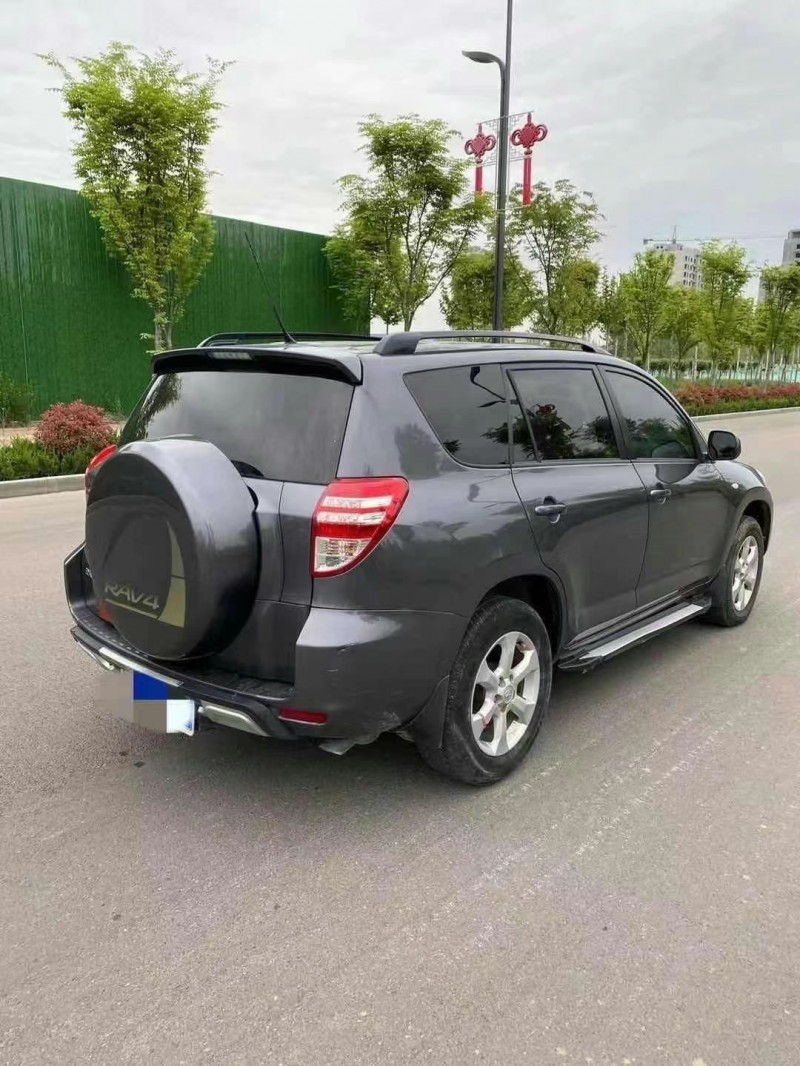 烟台12年丰田RAV41