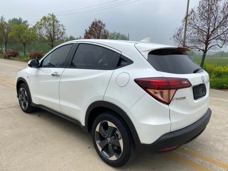 盐城19年本田缤智4