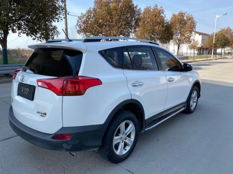 盐城14年丰田RAV4荣放5