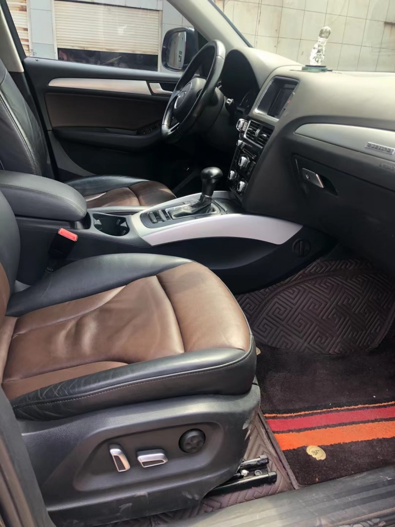 青岛16年奥迪Q54