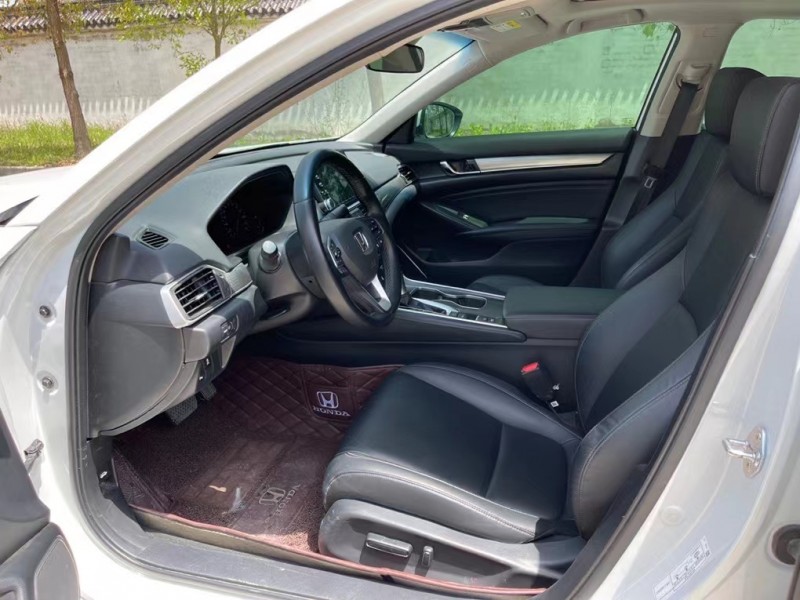 盐城20年本田雅阁5