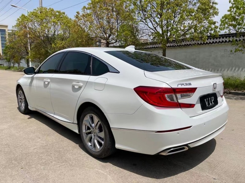 盐城20年本田雅阁9