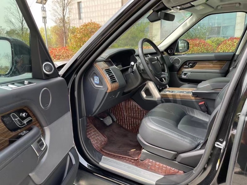 盐城19年路虎揽胜行政4