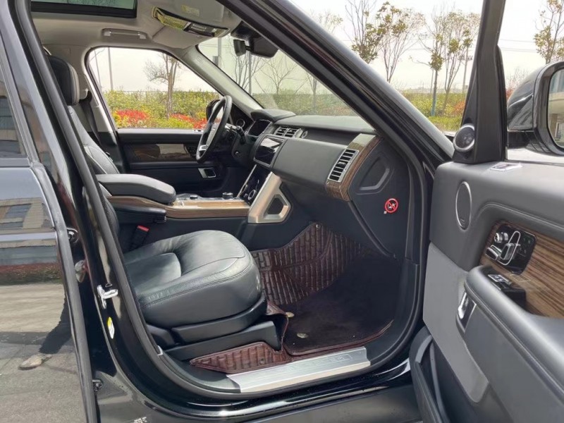 盐城19年路虎揽胜行政7