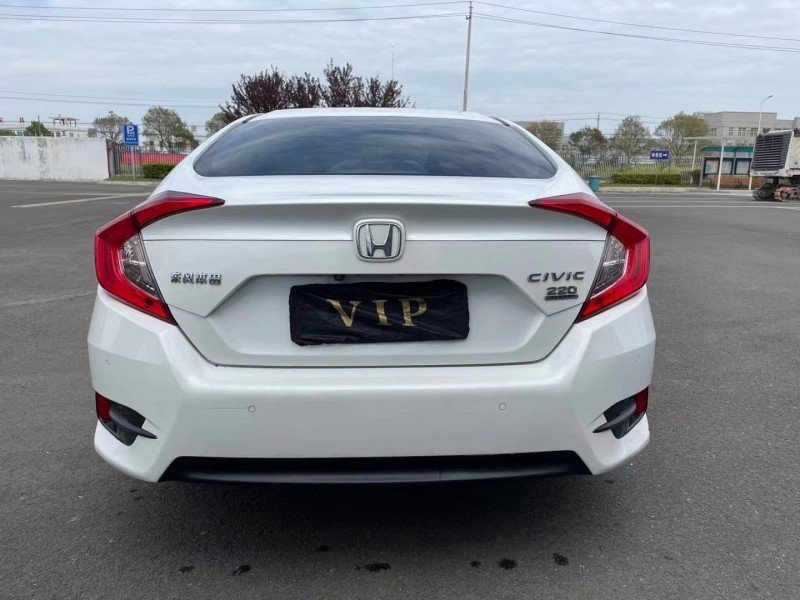 盐城17年本田思域6